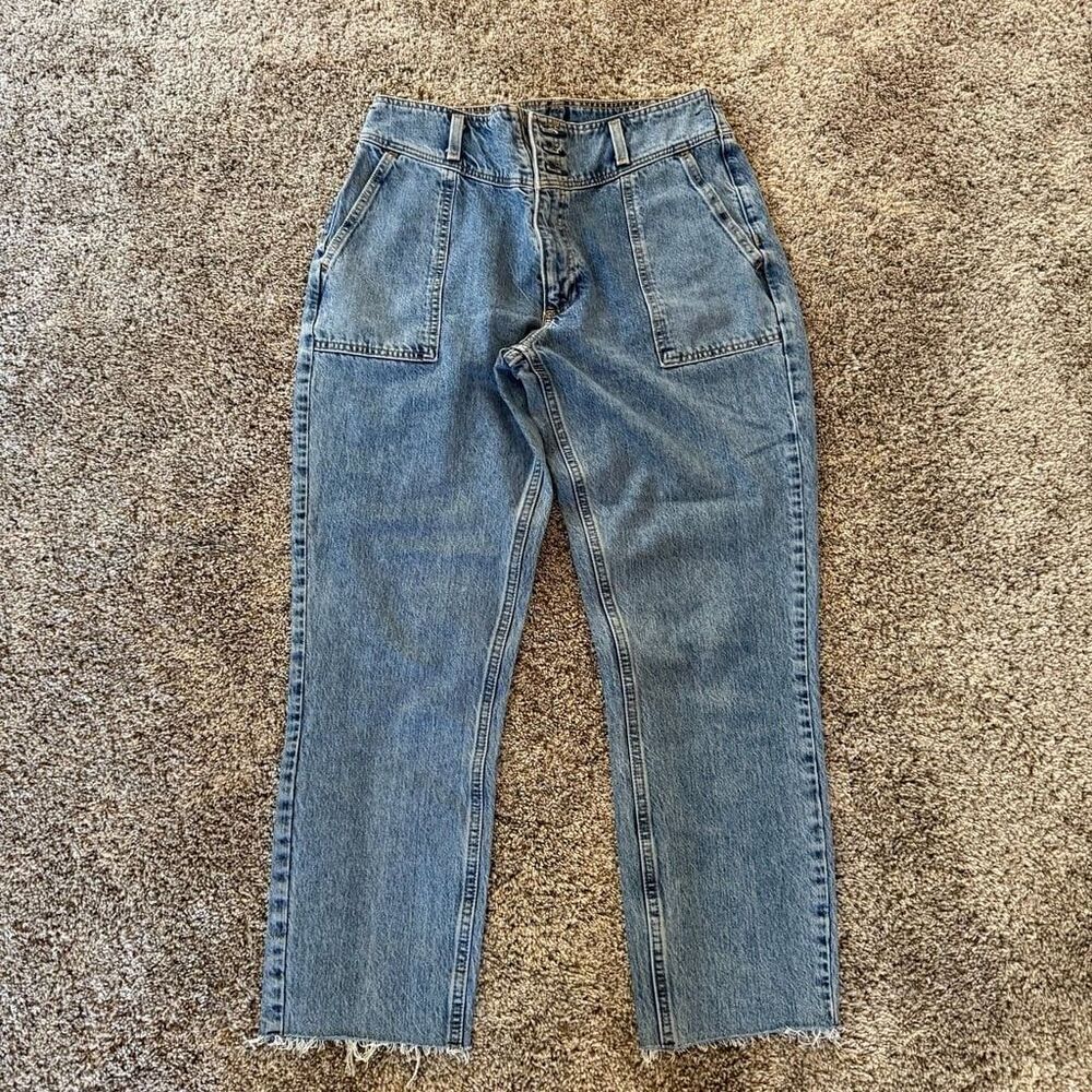 Abercrombie & Fitch Medium Wash High Rise Women's A&F Mom Jeans 28 (28‎ x 28.5)